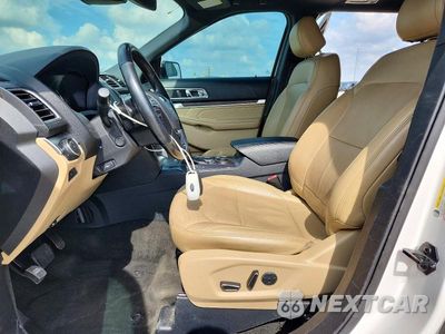 Zdjęcie 7 z 13 samochodu: 2017 FORD EXPLORER LIMITED VIN:1FM5K7F82HGC84381 - miniatura