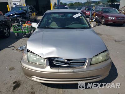 Piąte zdjęcie samochodu w środku: 2001 TOYOTA CAMRY LE VIN:4T1BG22KX1U865997 - miniatura