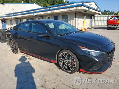 Czwarte zdjęcie samochodu z boku: 2023 HYUNDAI ELANTRA N BASE VIN:KMHLW4AK5PU011657 - miniatura