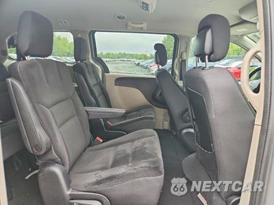Zdjęcie 11 z 13 samochodu: 2019 DODGE GRAND CARAVAN SE VIN:2C4RDGBG8KR501368 - miniatura