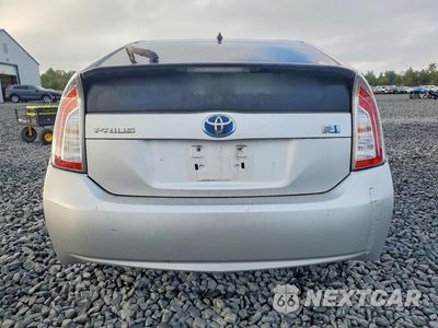 Zdjęcie 6 z 12 samochodu: 2013 TOYOTA PRIUS TWO VIN:JTDKN3DU5D5542521 - miniatura