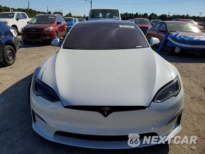 Piąte zdjęcie samochodu w środku: 2022 TESLA MODEL S VIN:5YJSA1E57NF476335 - miniatura