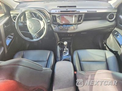 Zdjęcie 8 z 13 samochodu: 2016 TOYOTA RAV4 LIMITED VIN:JTMYFREVXGJ064660 - miniatura