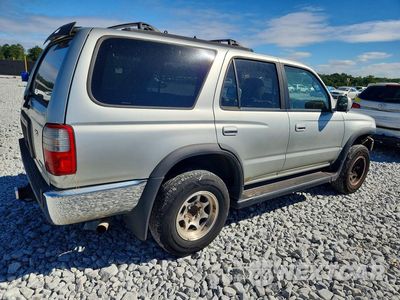 Trzecie zdjęcie samochodu z tyłu: 1999 TOYOTA 4RUNNER SR5 VIN:JT3GN86R2X0121340 - miniatura