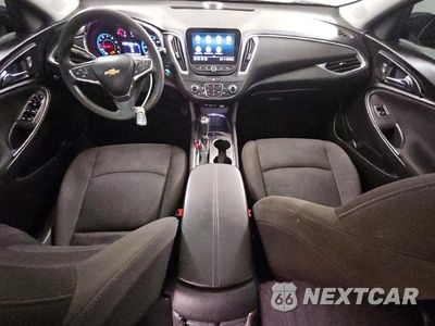 Zdjęcie 8 z 13 samochodu: 2019 CHEVROLET MALIBU LT VIN:1G1ZD5ST3KF137376 - miniatura