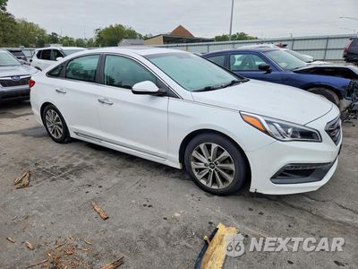 Czwarte zdjęcie samochodu z boku: 2016 HYUNDAI SONATA SPORT VIN:5NPE34AF5GH347733 - miniatura