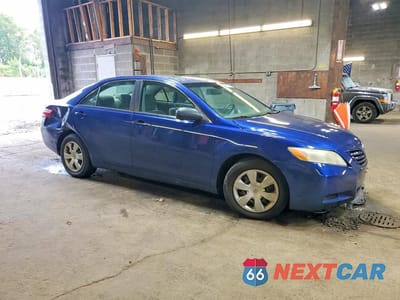 Czwarte zdjęcie samochodu z boku: 2009 TOYOTA CAMRY BASE VIN:4T1BE46K19U400614 - miniatura