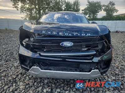 Piąte zdjęcie samochodu w środku: 2025 FORD EXPEDITION MAX PLATINUM VIN:1FMJK1MG0SEA12680 - miniatura