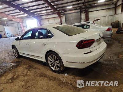 Drugie zdjęcie samochodu z przodu: 2017 VOLKSWAGEN PASSAT SEL PREMIUM VIN:1VWCT7A37HC077784 - miniatura