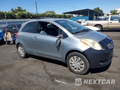 Czwarte zdjęcie samochodu z boku: 2008 TOYOTA YARIS BASE VIN:JTDJT923885158995 - miniatura