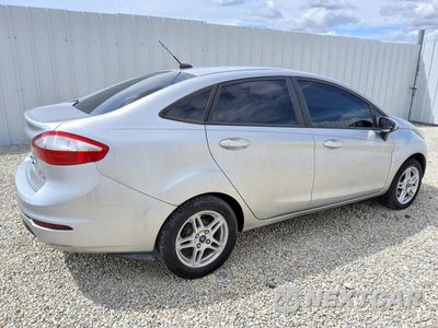 Trzecie zdjęcie samochodu z tyłu: 2019 FORD FIESTA SE VIN:3FADP4BJ4KM108492 - miniatura