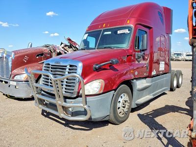 2015 FREIGHTLINER CASCADIA SEMI TRUCK 3AKJGLD5XFSGJ6058 - główne zdjęcie licytacji z USA - miniatura