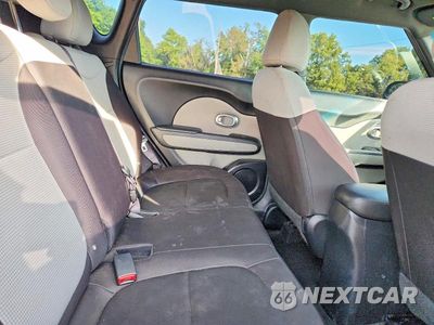 Zdjęcie 11 z 13 samochodu: 2017 KIA SOUL BASE VIN:KNDJN2A21H7468582 - miniatura