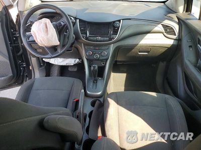 Zdjęcie 8 z 13 samochodu: 2019 CHEVROLET TRAX LS VIN:3GNCJKSB6KL270593 - miniatura