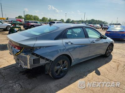 Trzecie zdjęcie samochodu z tyłu: 2022 HYUNDAI ELANTRA SEL VIN:KMHLS4AG2NU370498 - miniatura