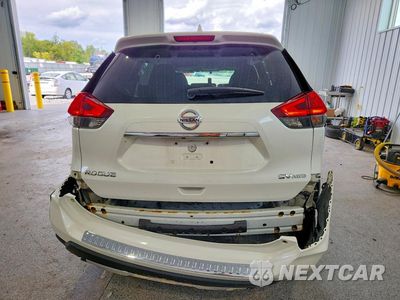 Zdjęcie 6 z 13 samochodu: 2017 NISSAN ROGUE SV VIN:KNMAT2MV7HP597132 - miniatura