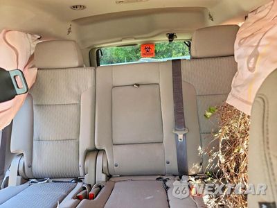 Zdjęcie 10 z 13 samochodu: 2017 CHEVROLET TAHOE C1500 LS VIN:1GNSCAKC7HR335848 - miniatura