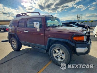 Czwarte zdjęcie samochodu z boku: 2008 TOYOTA FJ CRUISER BASE VIN:JTEBU11F88K054423 - miniatura