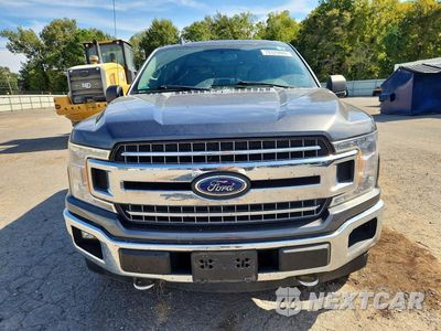 Piąte zdjęcie samochodu w środku: 2018 FORD F150 SUPERCREW VIN:1FTEW1EG6JFC15090 - miniatura