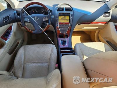 Zdjęcie 8 z 12 samochodu: 2011 LEXUS ES 350 VIN:JTHBK1EG1B2464838 - miniatura