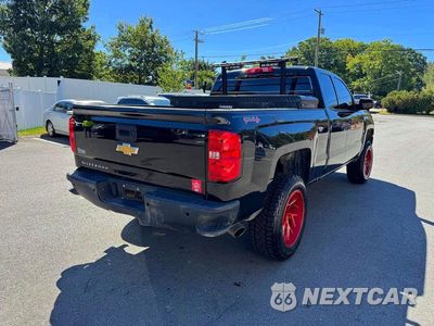 Trzecie zdjęcie samochodu z tyłu: 2016 CHEVROLET SILVERADO K1500 CUSTOM VIN:1GCVKPEC9GZ353600 - miniatura