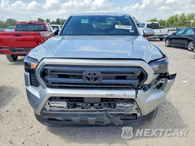 Piąte zdjęcie samochodu w środku: 2025 TOYOTA TACOMA SR5 VIN:3TYLB5JN8ST097550 - miniatura