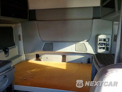 Zdjęcie 10 z 14 samochodu: 2014 INTERNATIONAL PROSTAR SEMI TRUCK VIN:3HSDJSNRXEN795369 - miniatura