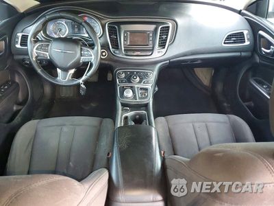 Zdjęcie 8 z 12 samochodu: 2015 CHRYSLER 200 LIMITED VIN:1C3CCCAB9FN701531 - miniatura