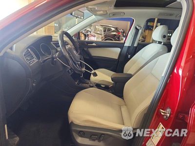 Zdjęcie 7 z 13 samochodu: 2019 VOLKSWAGEN TIGUAN SE VIN:3VV2B7AX1KM122844 - miniatura