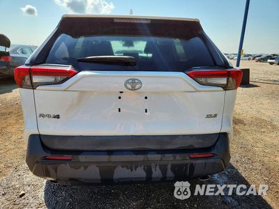 Zdjęcie 6 z 12 samochodu: 2021 TOYOTA RAV4 XLE VIN:2T3W1RFV0MW154790 - miniatura