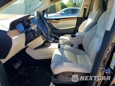 Zdjęcie 7 z 12 samochodu: 2018 TESLA MODEL X VIN:5YJXCBE25JF121914 - miniatura