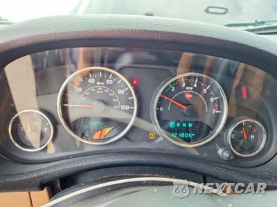 Zdjęcie 9 z 13 samochodu: 2017 JEEP WRANGLER UNLIMITED SAHARA VIN:1C4BJWEG6HL627536 - miniatura