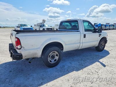 Trzecie zdjęcie samochodu z tyłu: 2010 FORD SUPER DUTY F-350 W/D SUPER DUTY VIN:1FTWF3A52AEB35263 - miniatura