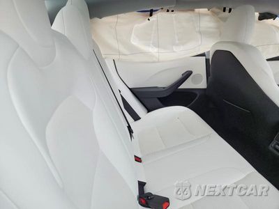 Zdjęcie 10 z 12 samochodu: 2026 TESLA MODEL 3 VIN:5YJ3E1EB5TF181729 - miniatura