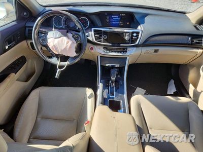 Zdjęcie 8 z 12 samochodu: 2015 HONDA ACCORD EXL VIN:1HGCR2F84FA210360 - miniatura
