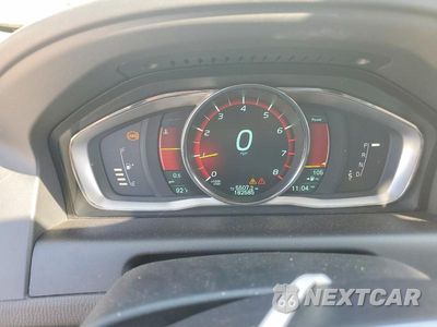 Zdjęcie 9 z 12 samochodu: 2015 VOLVO XC60 T5 PREMIER VIN:YV440MDB4F2610045 - miniatura