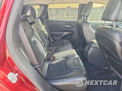 Zdjęcie 10 z 13 samochodu: 2019 JEEP CHEROKEE LATITUDE PLUS VIN:1C4PJLLB3KD269678 - miniatura
