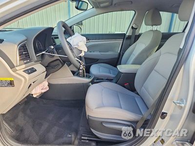 Zdjęcie 7 z 13 samochodu: 2018 HYUNDAI ELANTRA SEL VIN:5NPD84LF5JH322350 - miniatura