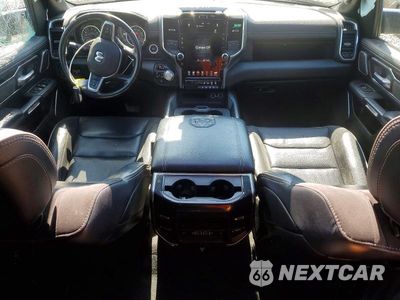 Zdjęcie 8 z 12 samochodu: 2021 RAM 1500 LARAMIE VIN:1C6SRFRT8MN751894 - miniatura