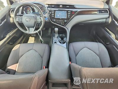 Zdjęcie 8 z 12 samochodu: 2020 TOYOTA CAMRY LE VIN:4T1C31AK2LU519652 - miniatura
