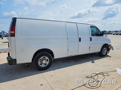 Trzecie zdjęcie samochodu z tyłu: 2018 CHEVROLET EXPRESS G2500 VIN:1GCWGBFPXJ1238195 - miniatura