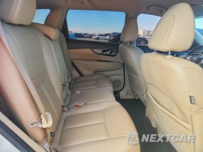 Zdjęcie 11 z 13 samochodu: 2016 NISSAN ROGUE SL VIN:KNMAT2MV5GP712051 - miniatura