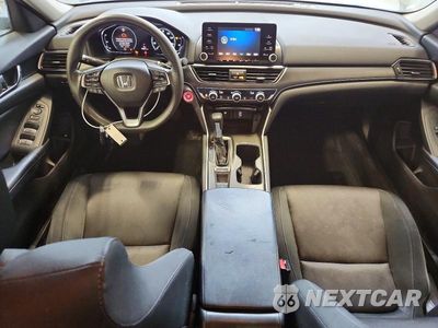 Zdjęcie 8 z 12 samochodu: 2018 HONDA ACCORD LX VIN:1HGCV1F15JA051866 - miniatura