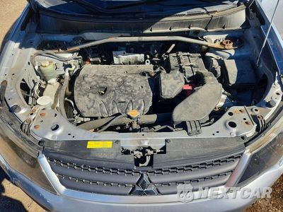 Zdjęcie 12 z 13 samochodu: 2009 MITSUBISHI OUTLANDER ES VIN:JA4LS21W39Z011437 - miniatura