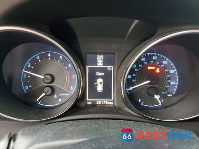 Zdjęcie 9 z 12 samochodu: 2017 TOYOTA COROLLA IM BASE VIN:JTNKARJE3HJ537452 - miniatura