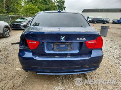 Zdjęcie 6 z 12 samochodu: 2011 BMW 328 XI VIN:WBAPK7C50BA818752 - miniatura