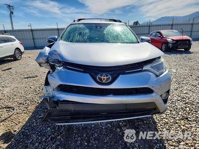 Piąte zdjęcie samochodu w środku: 2018 TOYOTA RAV4 XLE VIN:JTMRFREV5JD229198 - miniatura