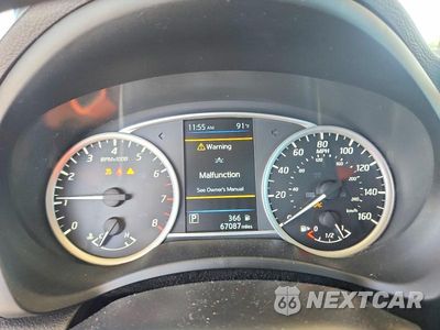 Zdjęcie 9 z 12 samochodu: 2019 NISSAN SENTRA SR VIN:3N1AB7APBKY323971 - miniatura