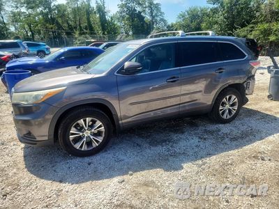 2015 TOYOTA HIGHLANDER XLE 5TDJKRFH9FS100961 - główne zdjęcie licytacji z USA - miniatura