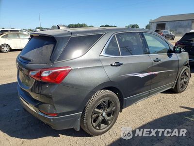 Trzecie zdjęcie samochodu z tyłu: 2018 CHEVROLET EQUINOX LT VIN:2GNAXKEX2J6152377 - miniatura